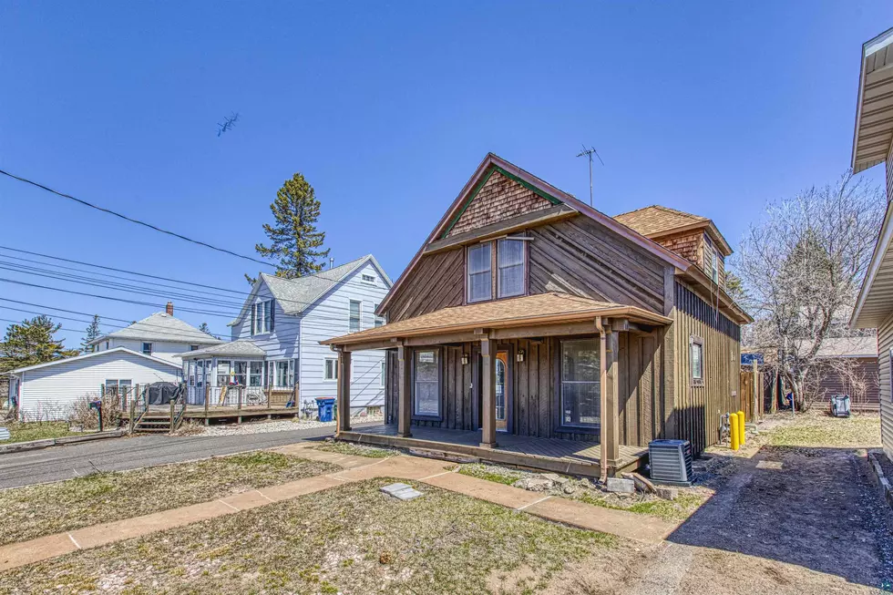 Quaint Park Point Home Offers &#8216;Northwoods&#8217; Style And Beach Access For Under $400,000