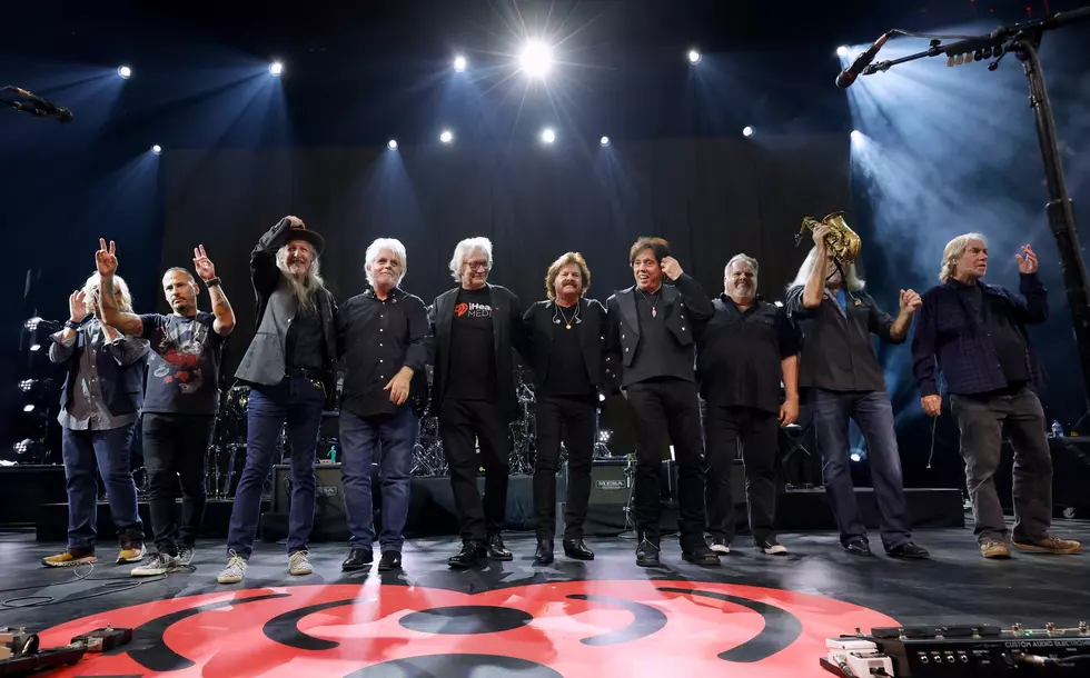 John Cowan, Marc Quiñones, Patrick Simmons, Michael McDonald, Tom Johnston, John McFee, Ed Toth, Marc Russo, and Bill Payne of The Doobie Brothers. Photo by Frazer Harrison/Getty Images for iHeartMedia