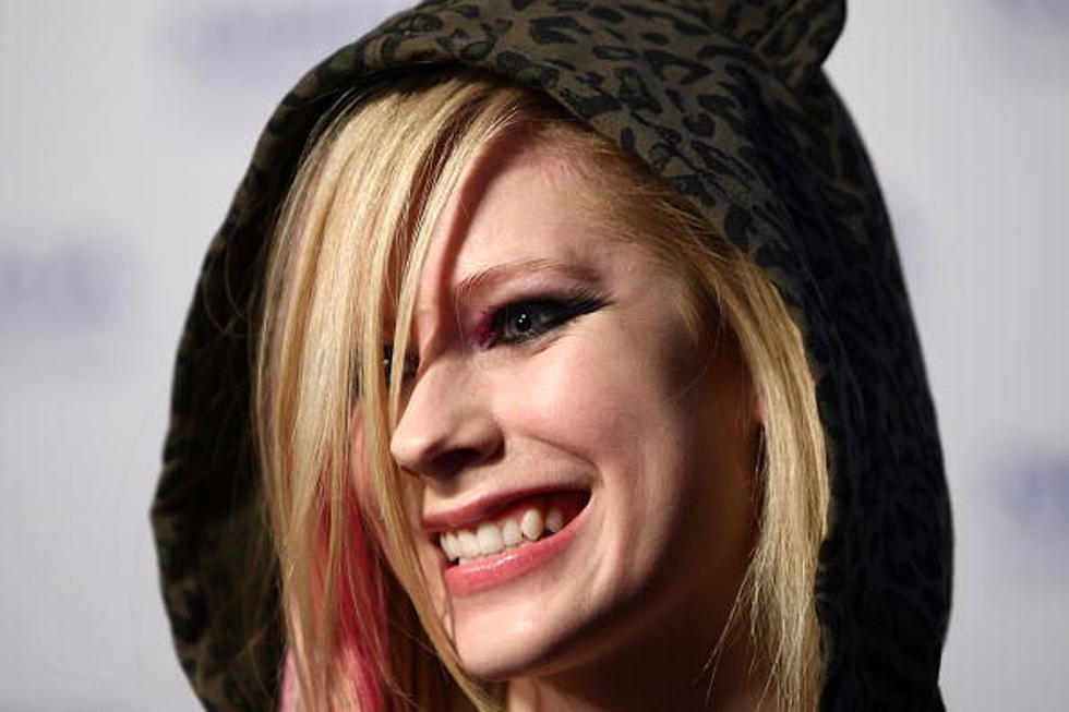 Avril Lavigne Has A Pizza Named After Her In Her Hometown