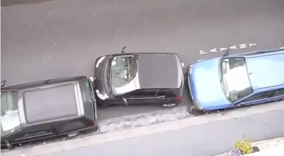 Parallel Parking Fail [Video]