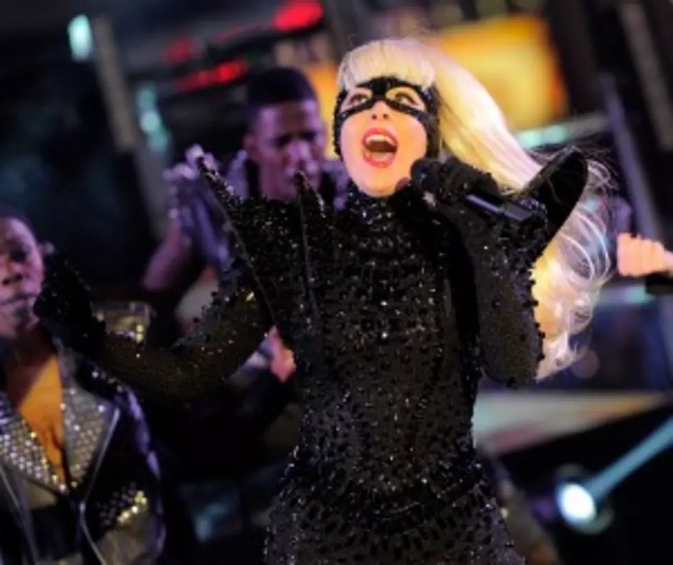 Lady Gaga&#8217;s &#8216;Born This Way&#8217; Performed by Classic Rocker Alice Cooper [VIDEO]