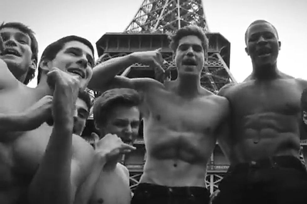 Shirtless Abercrombie & Fitch Models Lip Sync to ‘Call Me Maybe’