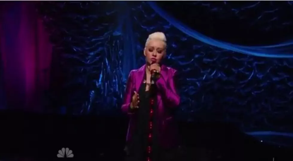 Christina Aguilera Shows Off Her Voice for Hurricane Sandy Relief Concert [VIDEO]