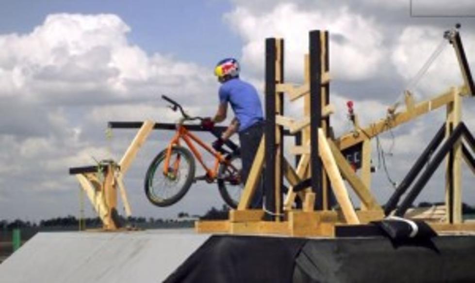 Extreme Human-Powered Rube Goldberg Machine [VIDEO]