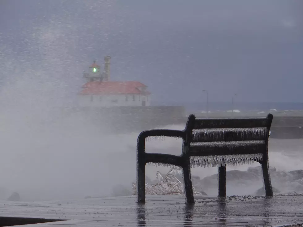 Gusty Winds Off Lake Superior Offer Big Waves in Canal Park [PHOTOS]