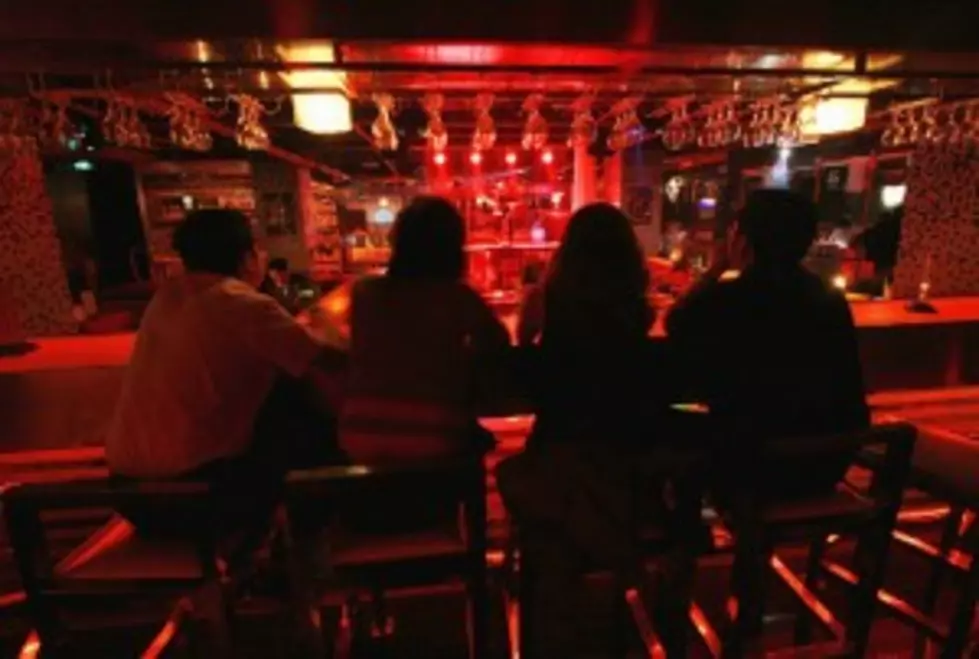 Minnesota and Wisconsin Rank Among Highest in Country for Bars Per Capita