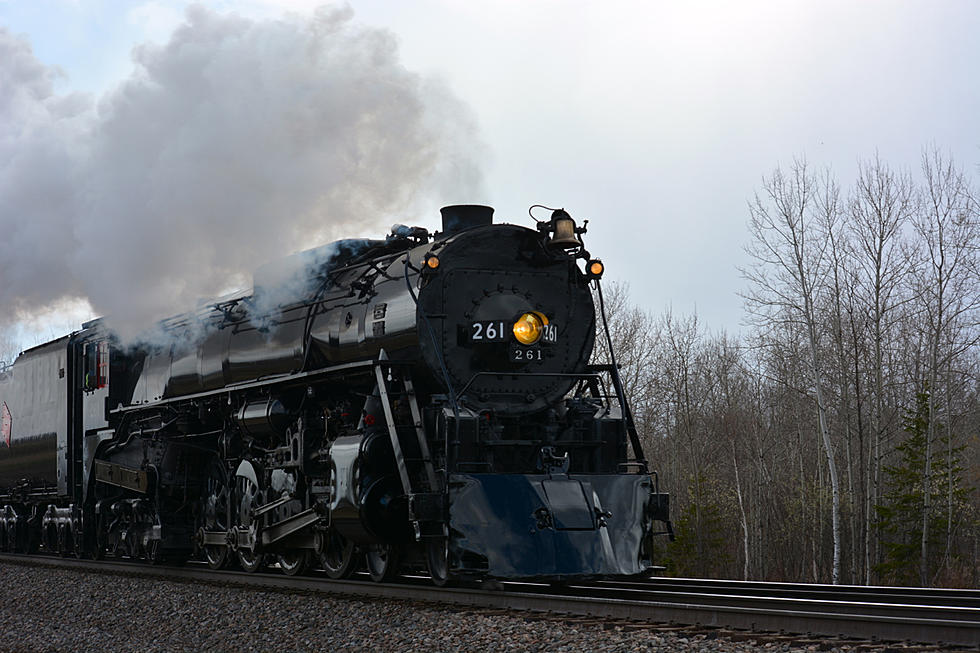 Historic Train Steams to Duluth