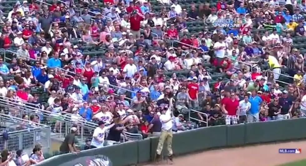 Minnesota Twins Ball Boy Makes Ridiculous Catch of Stray Foul Ball [VIDEO]