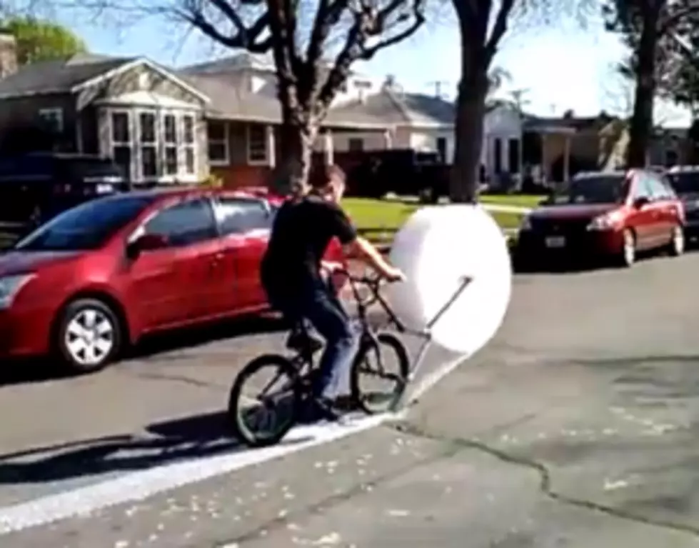 Every Bubble Wrap Popper&#8217;s Dream&#8211;A &#8220;Bubble Wrap Bike&#8221; [VIDEO]