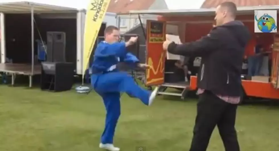 Hands Down, Worst Example of How to Do Taekwondo Ever [VIDEO]