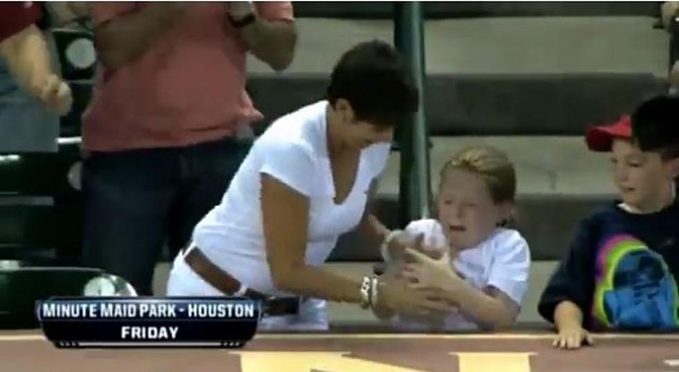 World&#8217;s Most Evil Woman Steals a Baseball From a Little Girl [VIDEO]