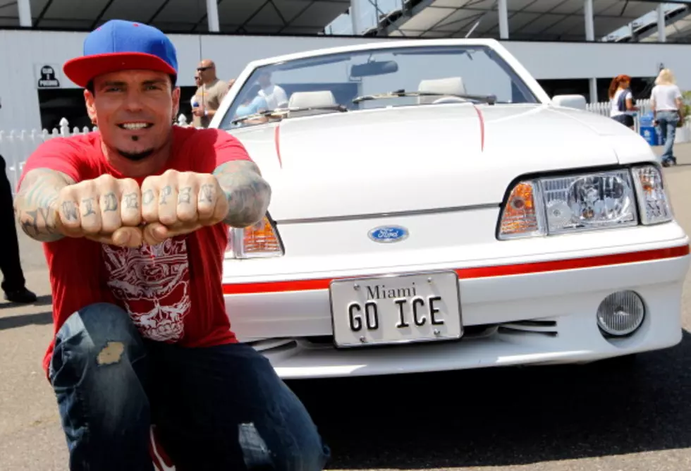 Vanilla Ice Gives Out Advice to Justin Bieber and Other Young Stars on How to Stop Acting Like a Fool [VIDEO]