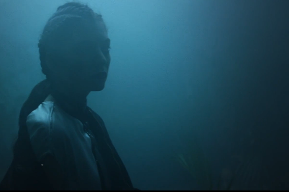 Lorde’s New Music Video ‘Team’ Released [VIDEO]