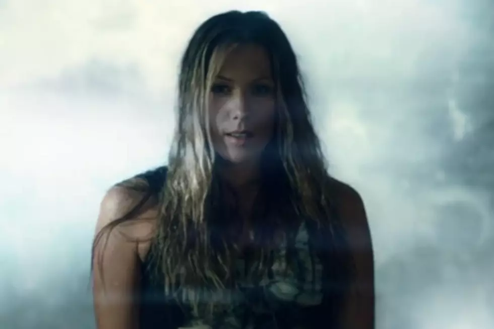 Colbie Caillat’s New Music Video For ‘Hold On’ Released [VIDEO]