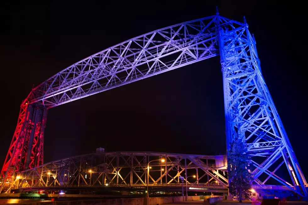 See Photos of the Duluth Aerial Lift Bridge Red, White, and Blue for Independence Day and Learn How It Is Done [PHOTOS]