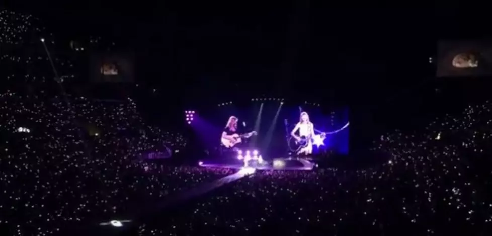 Lisa Kudrow Hits the Stage at Taylor Swift Show, as Phoebe Buffay [VIDEO]