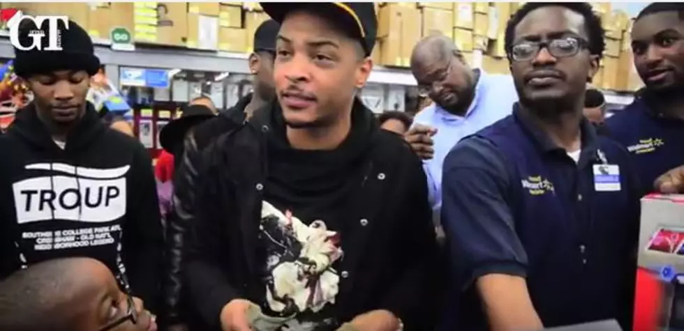 T.I. Made Sure That Many Kids in the Atlanta Area Had a Merry Christmas [VIDEO]