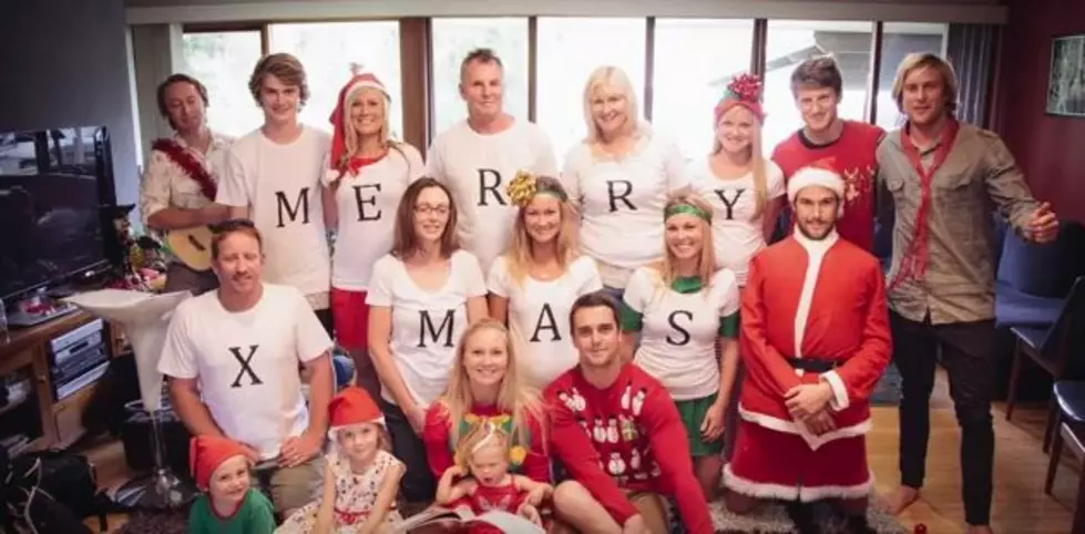 A Holiday Marriage Proposal That is Absolutely Epic [VIDEO]