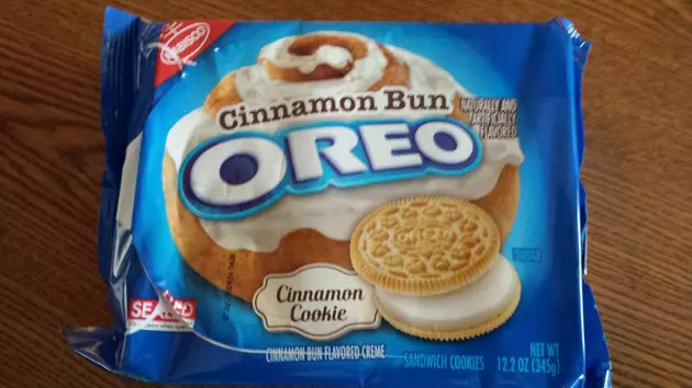 Jeanne and Cooper Try the New Cinnamon Bun Oreos [VIDEO]