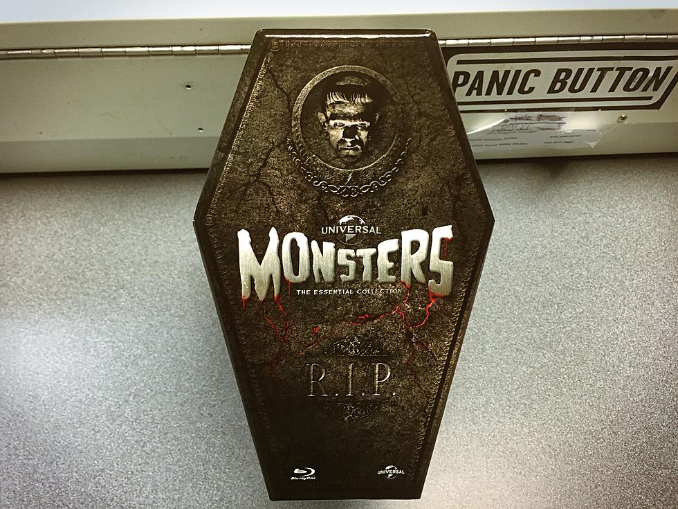 Universal Monsters: The Essential Coffin Box Blu-ray  Collection Unboxing [VIDEO]