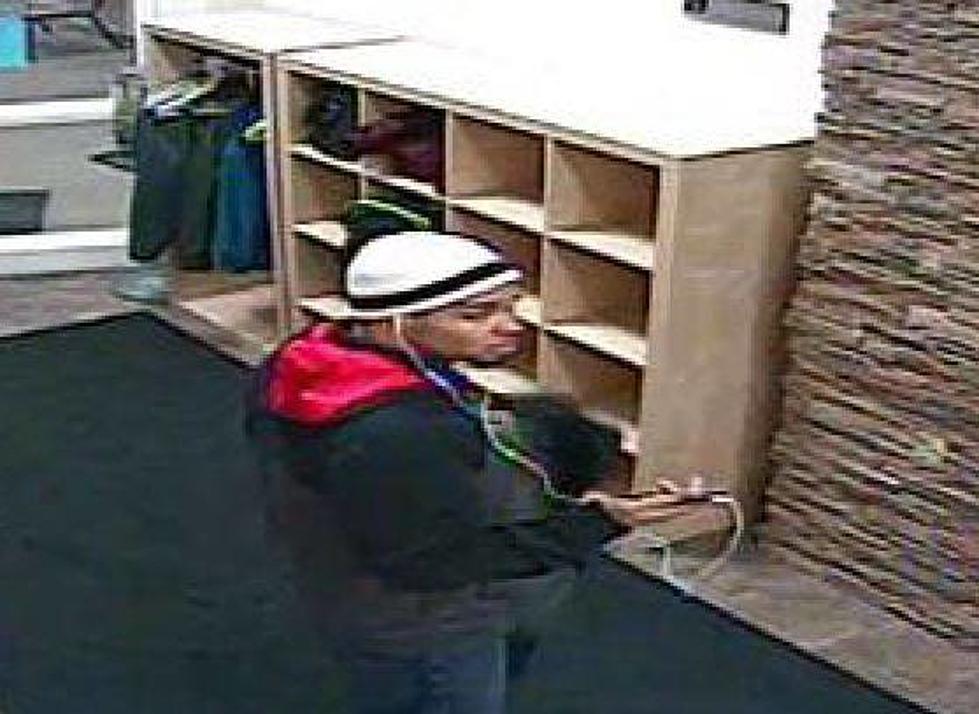 Duluth Police Search For Suspect In Theft Incident At Anytime Fitness In West Duluth