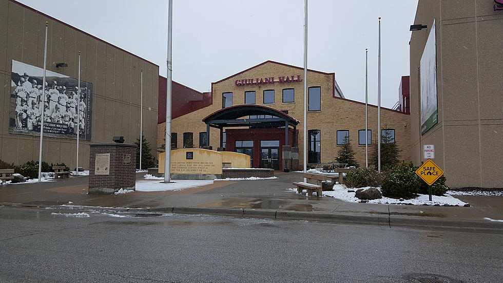 Open Skating Offered At Essentia Health Duluth Heritage Center For Winter Break