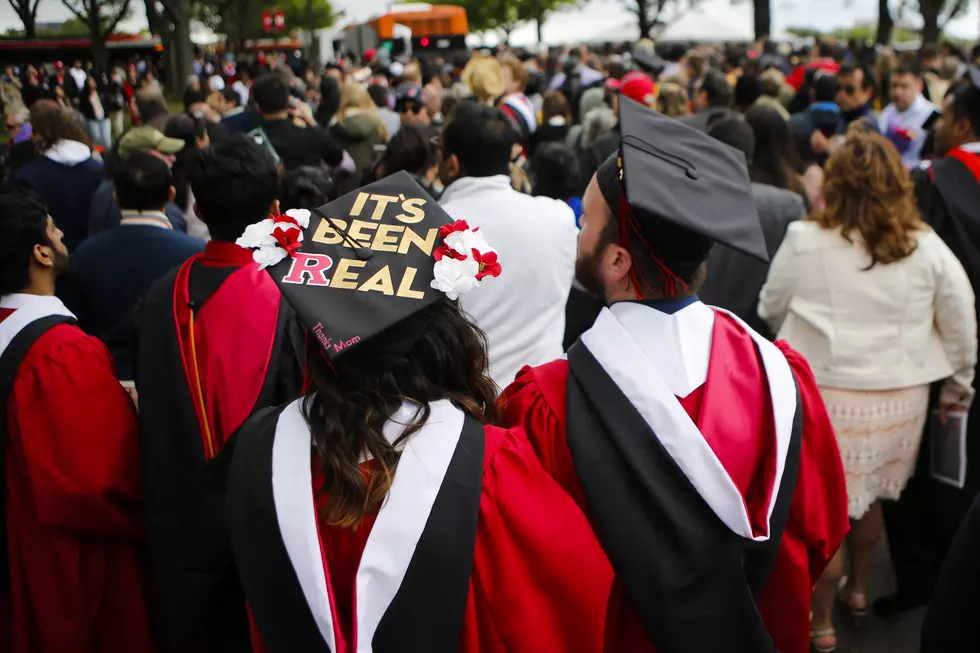 Bad News for College Students: Student Loan Debt Problem is Getting Worse