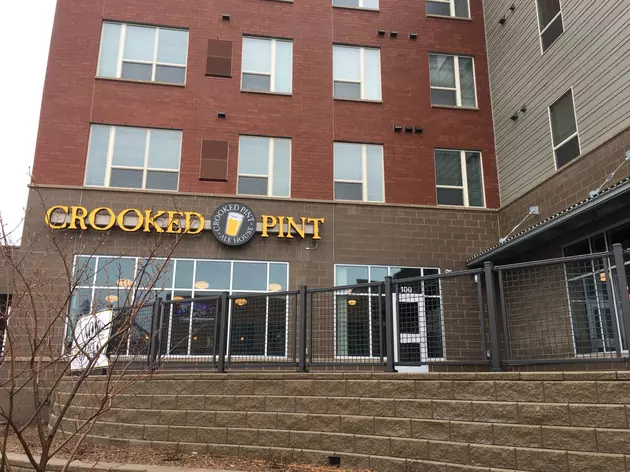 Ian Reviews Duluth&#8217;s New Crooked Pint Ale House