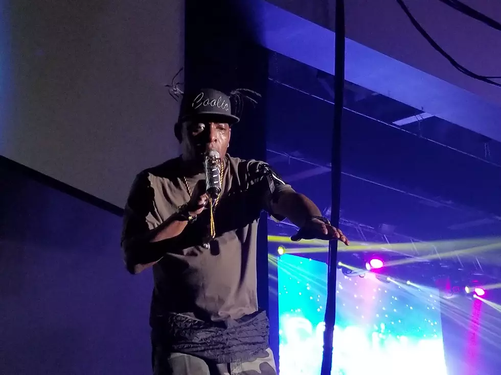Watch Coolio Pay Tribute To Prince & Muhammad Ali At I Love The 90’s Tour [VIDEO]