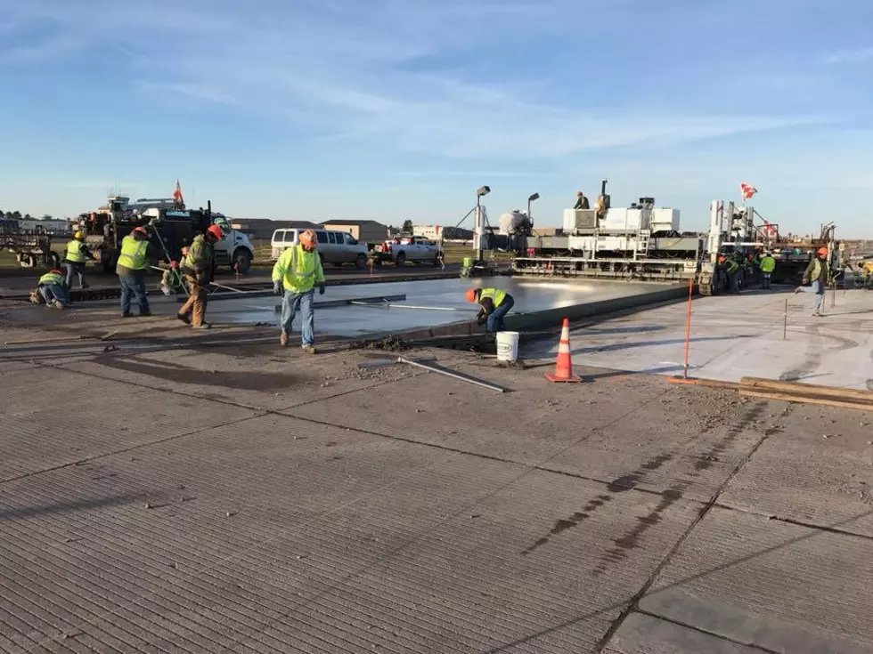 Duluth International Airport Begins Pouring Concrete on Runway Reconstruction