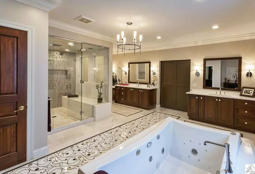 5 Duluth Area Homes For Sale With Amazing Bathrooms