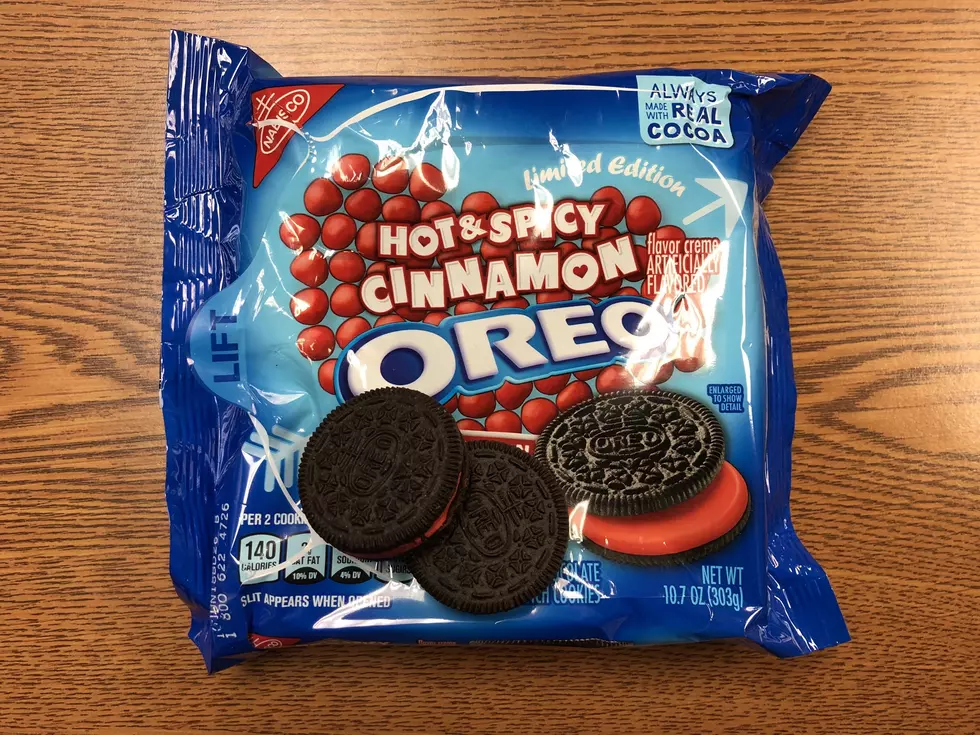 Jeanne and Cooper Sample Hot & Spicy Cinnamon Oreos