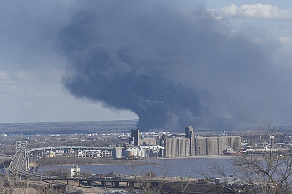 Explosion at Superior's Husky Refinery With Injuries - UPDATES
