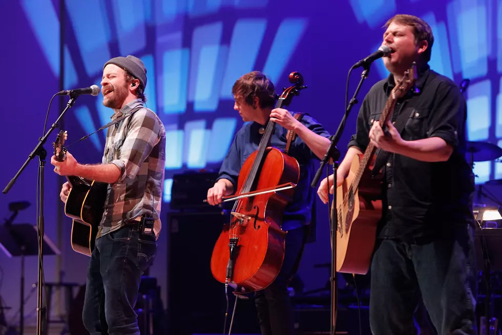 Trampled by Turtles Plays Surprise Concert in Duluth