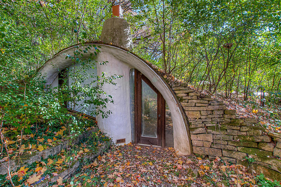 Check Out This Unique Wisconsin House For Sale That Looks Kind Of Like A Hobbit Hut