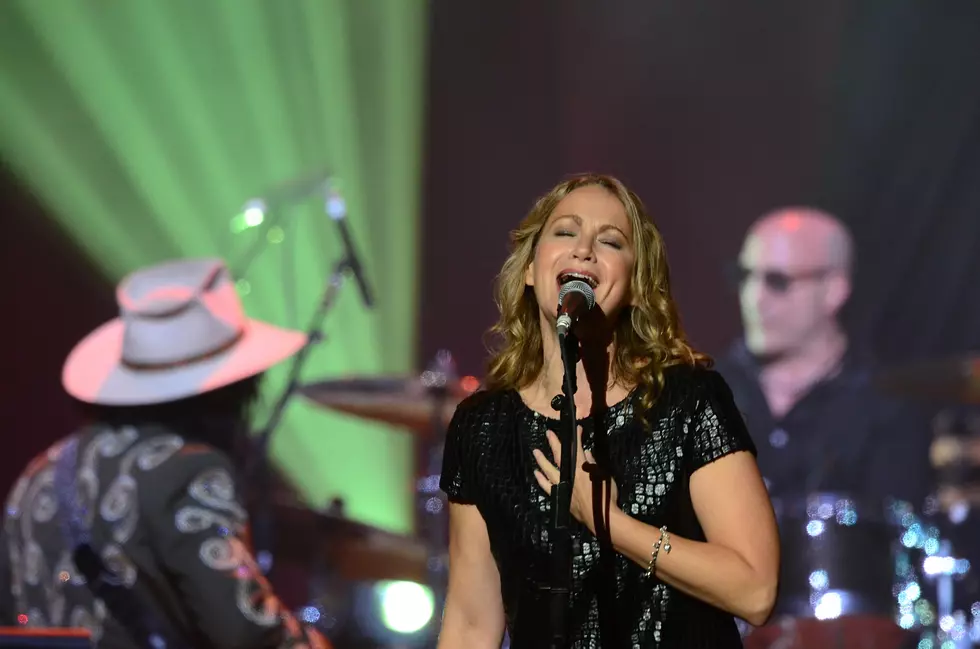 Joan Osborne Will Play Bob Dylan Tribute at Duluth DylanFest