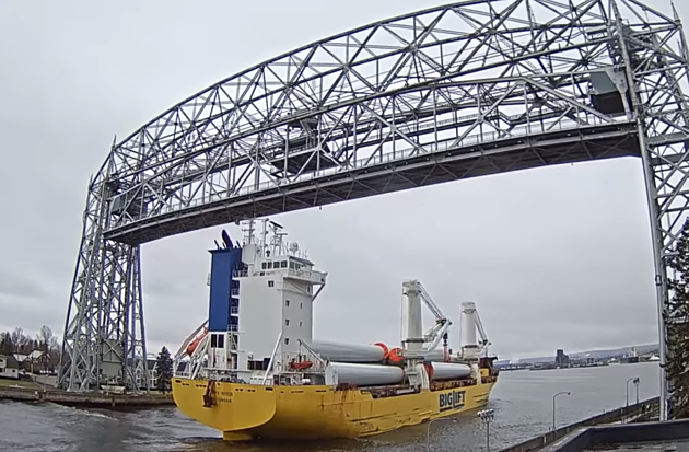 Ship Arrives in Duluth from Amsterdam Loaded With Wind Towers