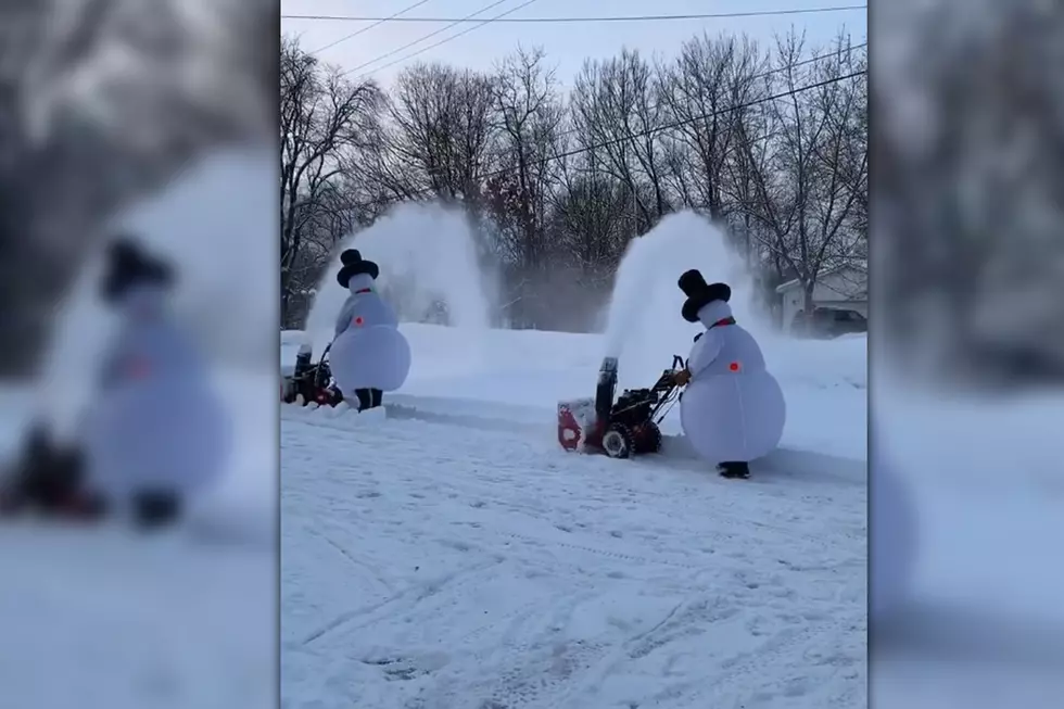 WATCH: Wisconsin ‘Snowmen’ Have Fun With Snow Removal After Weekend Storm