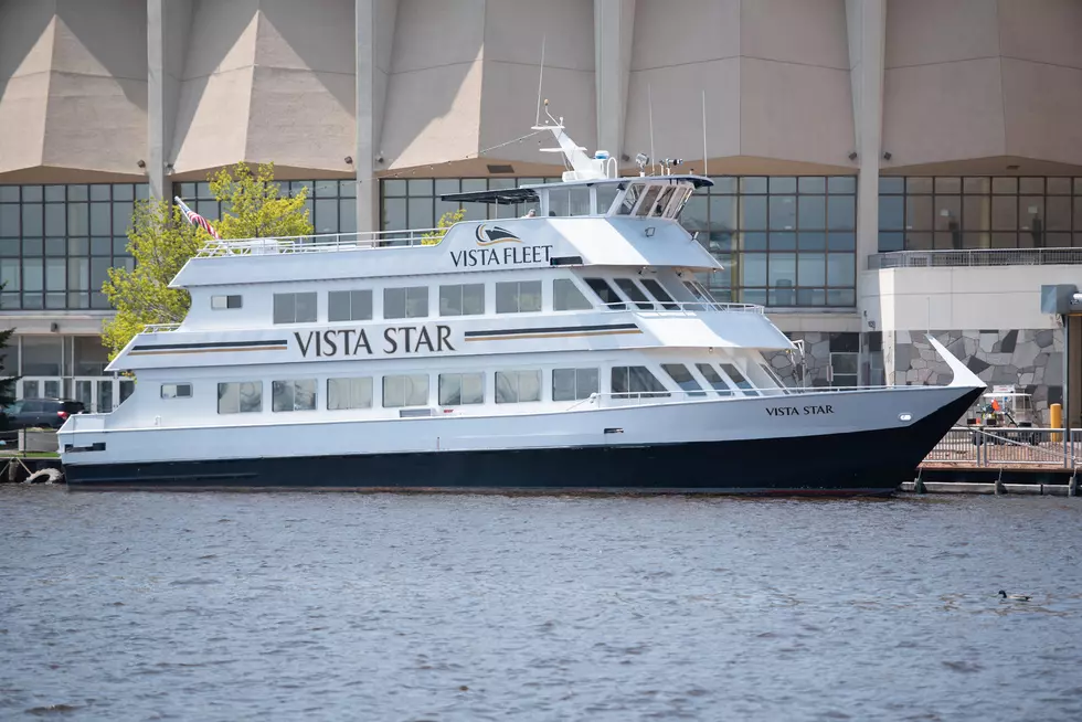 Vista Fleet Offering New Fall “Lunch & Leaves” Cruise This Season