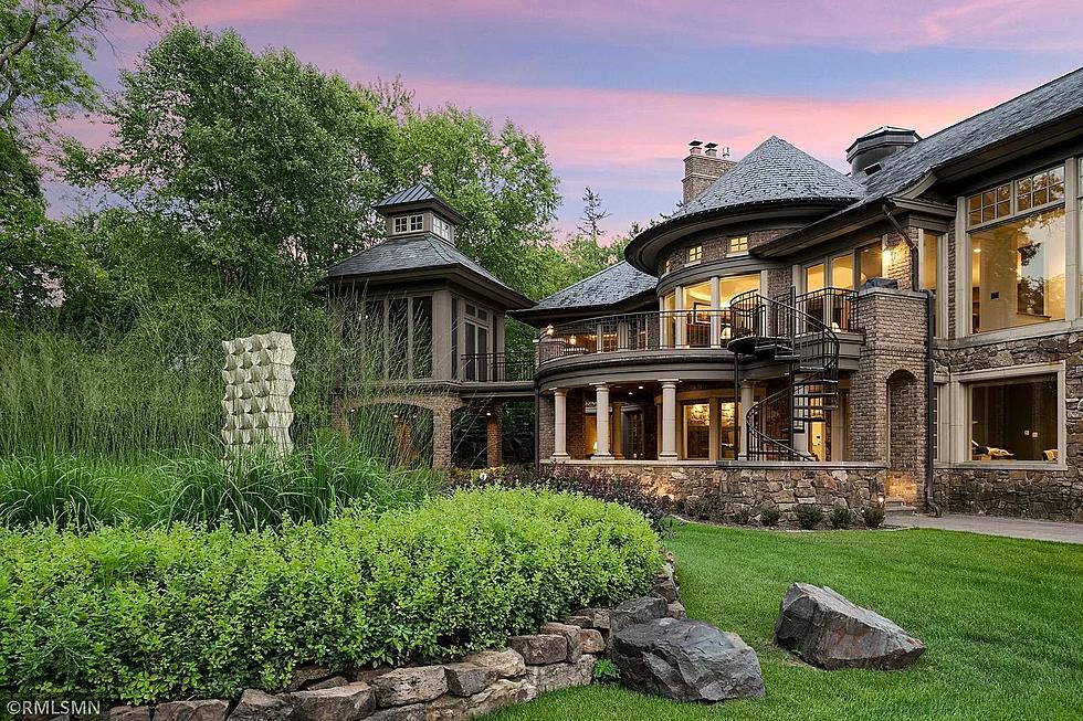 Jeff Bezos&#8217; Aunt is Selling $6.9 Million Minnesota Lakefront Home