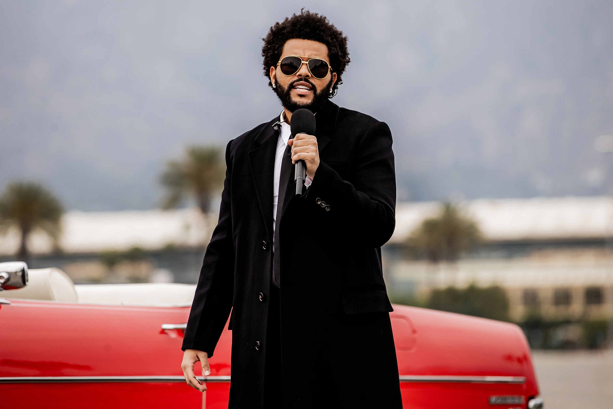 The Weeknd cancels show at Xcel Energy Center; stadium tour to start next  summer -  5 Eyewitness News
