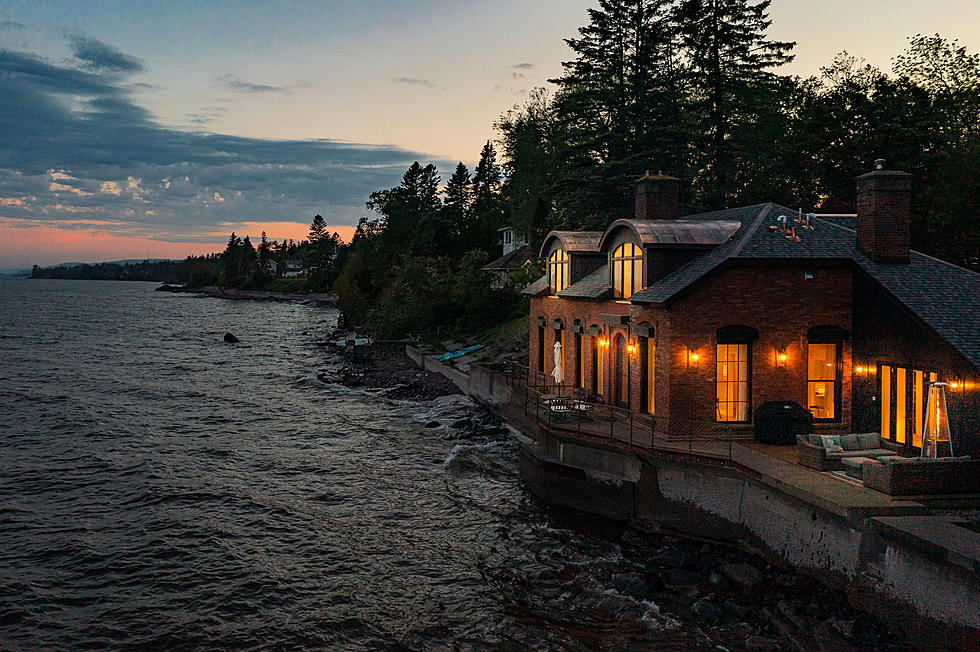 Did You Know That You Can Stay on the Edge of Lake Superior?