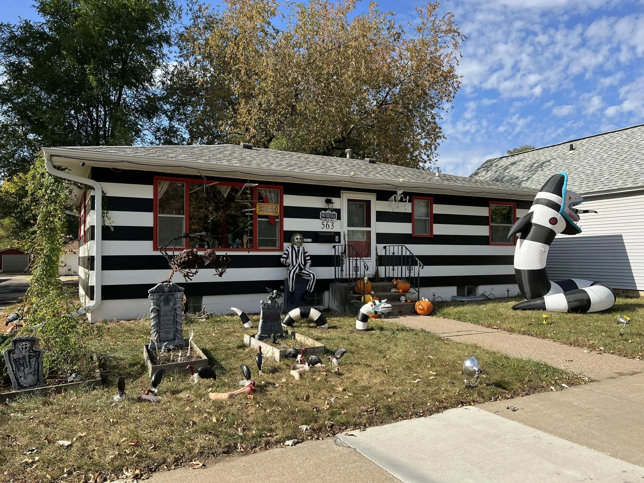 Yes! There Is A House In Minnesota That Is An Ode To Beetlejuice