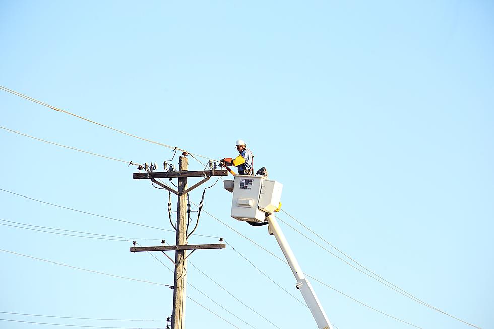 Over 2,000 People Without Power In Duluth Monday Morning