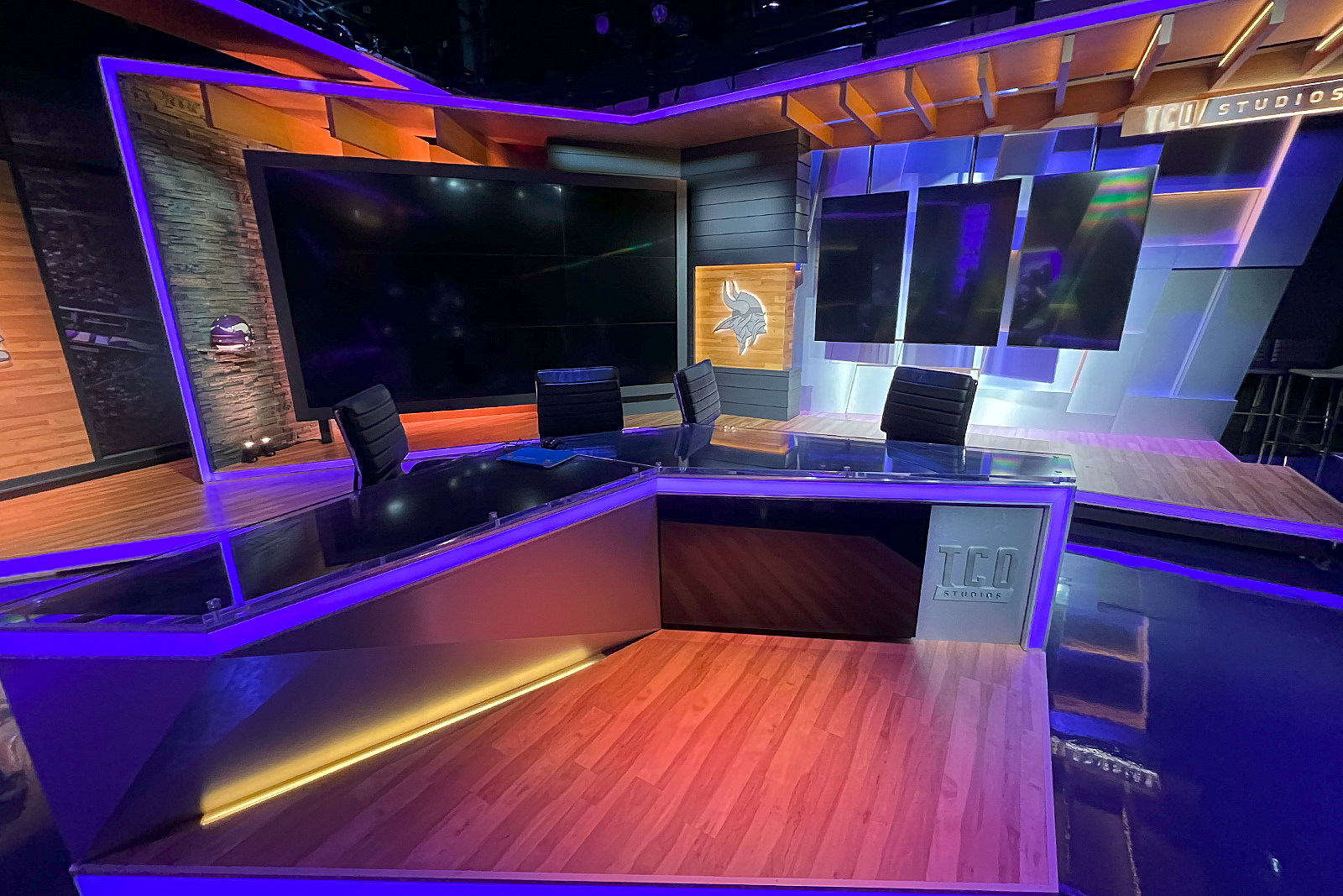 Minnesota Vikings show off TCO Studios for team TV content