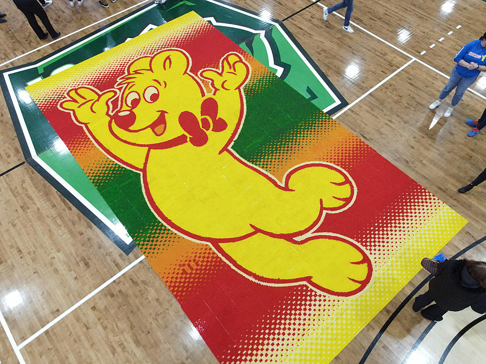 Wisconsin Town Breaks World Record For Largest Gummy Candy Art