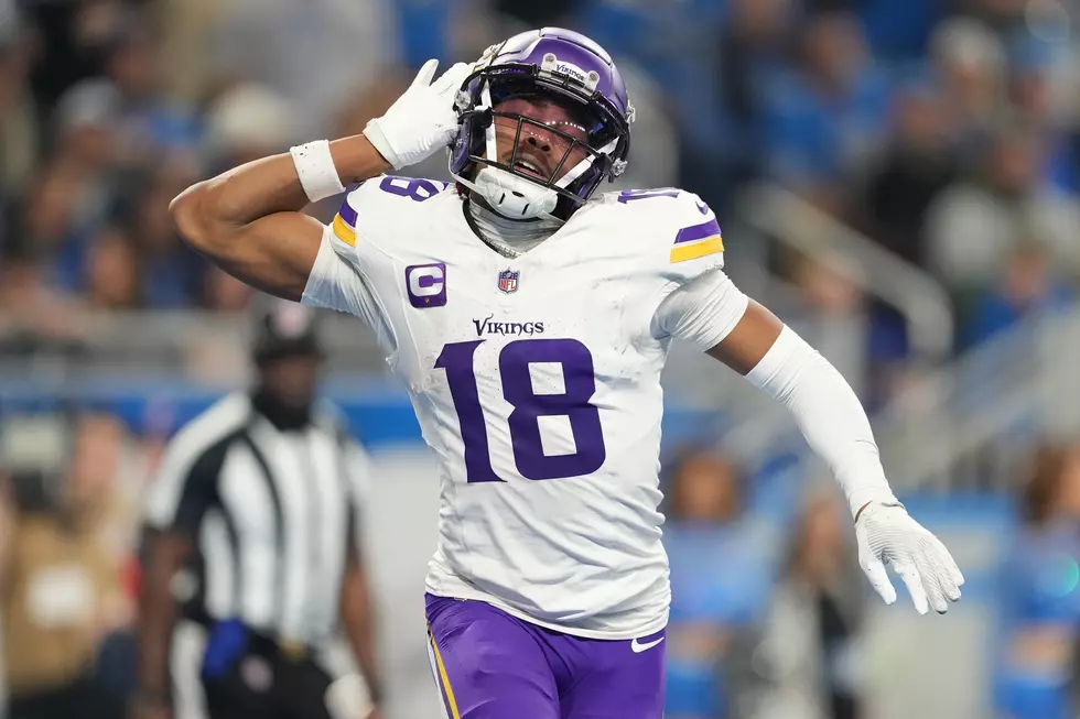WATCH: Justin Jefferson’s Message To Fans After Signing Record-Setting Contract With Minnesota Vikings