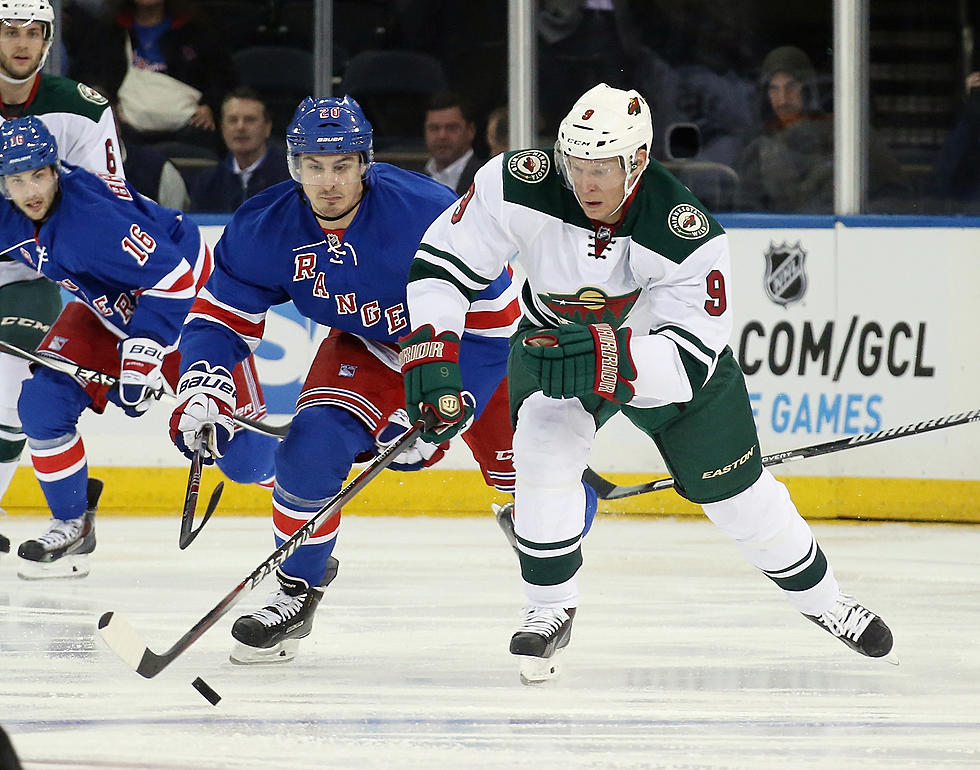 Rangers Score 5 in 3rd, Rally to Beat Wild 5-4