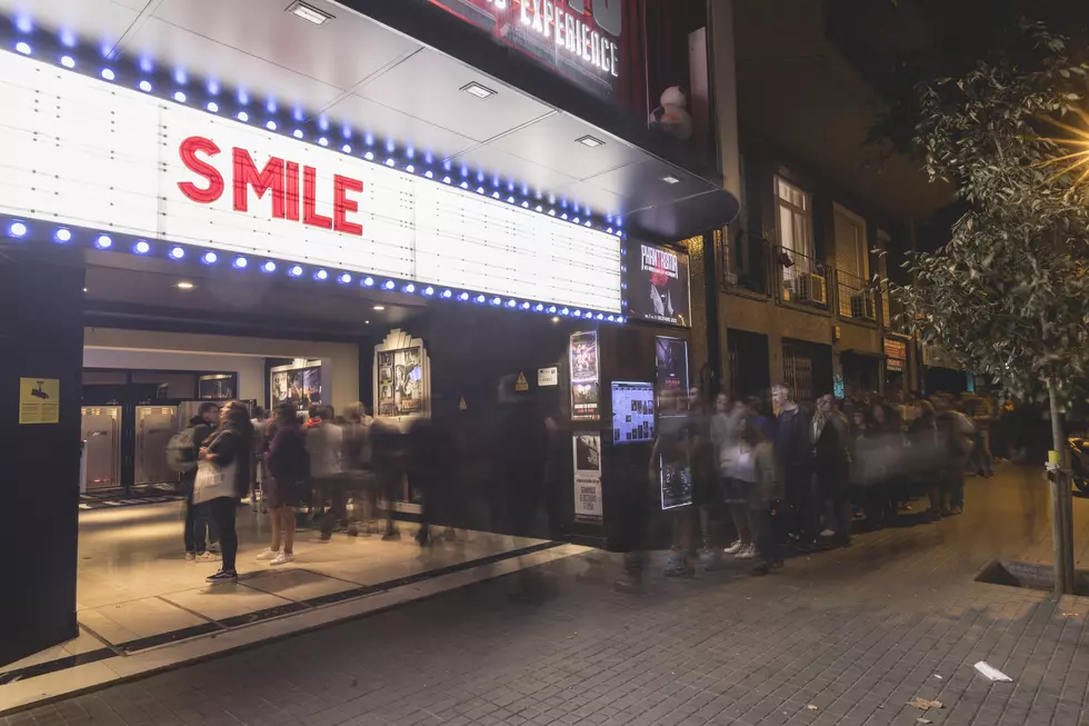 Is ‘Smile’ A Horror Movie Worth Watching? [REVIEW]