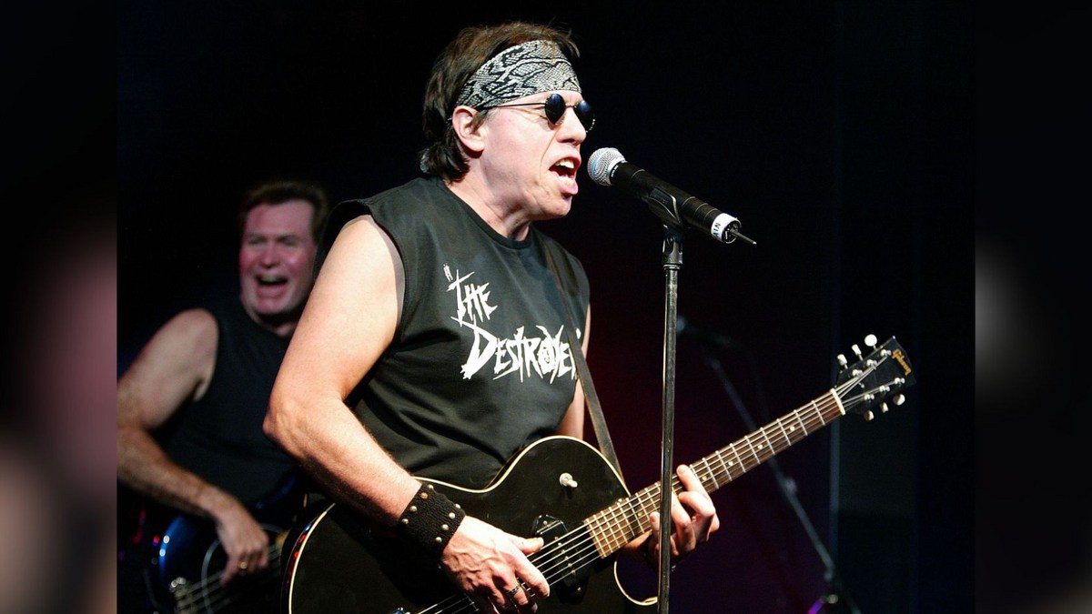George Thorogood Bringing ‘Baddest Show On Earth’ To Duluth, MN George Thorogood Bringing ‘Baddest Show On Earth’ To Duluth, MN